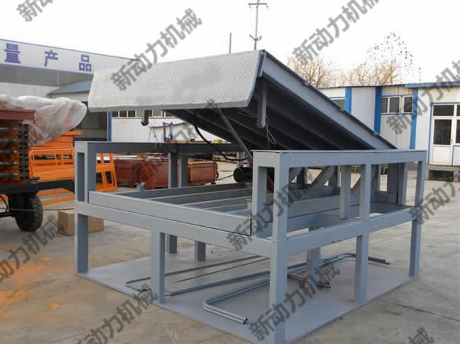 10吨固定式登车桥物流仓储专用装卸设备